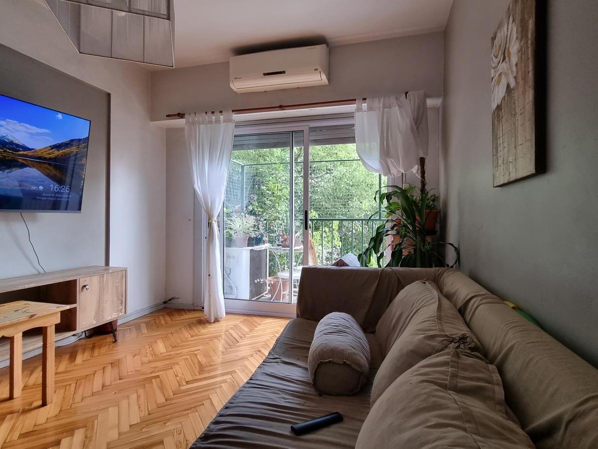 Venta Departamento 5 Ambientes con Balcon y Cochera Ubicado en Belgrano Permuta 5