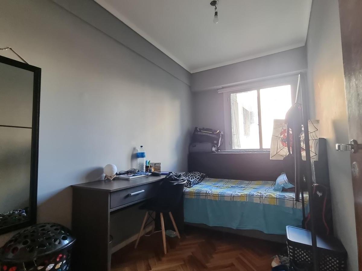 Venta Departamento 5 Ambientes con Balcón Corrido Permuta 1