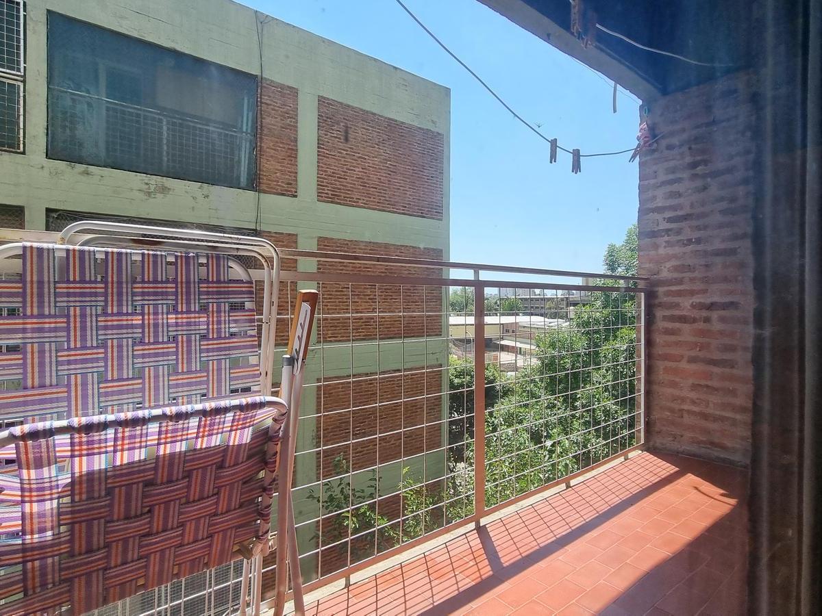 Venta Departamento de 4 Ambientes Luminoso E Impecable 5