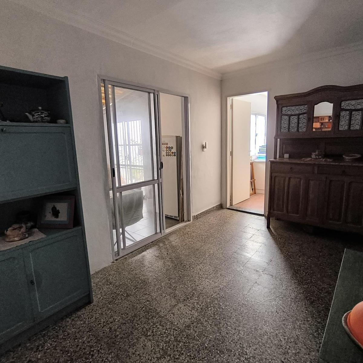 Venta/casa/5 - Amb/soldati/terraza/patio/cochera/permuta 3