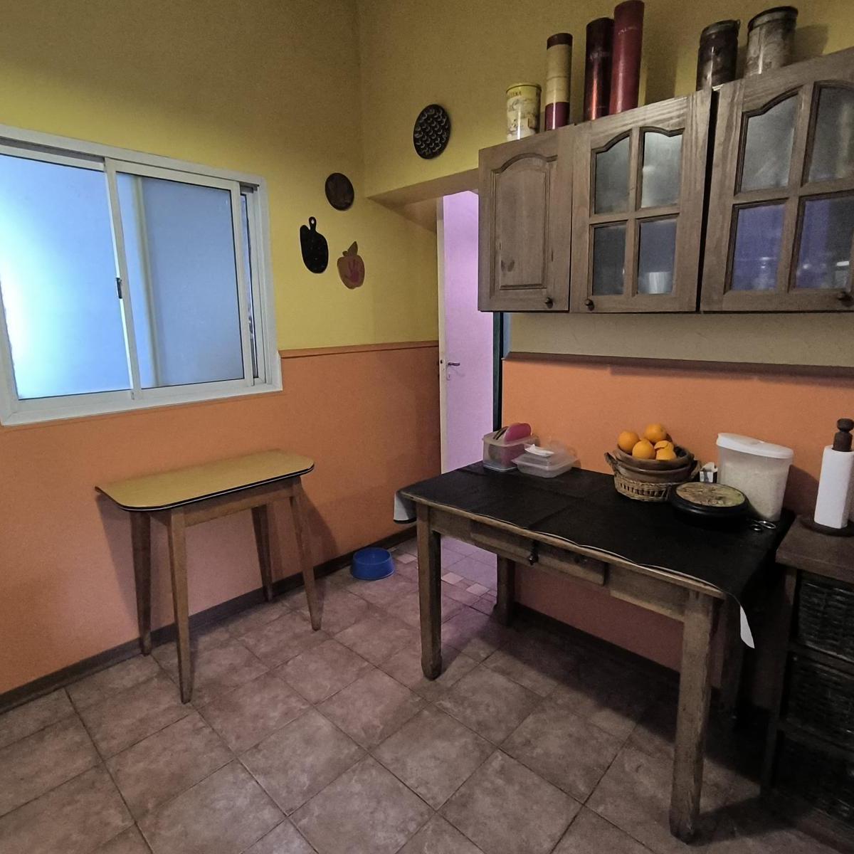 Venta/casa/5 - Amb/soldati/terraza/patio/cochera/permuta 5