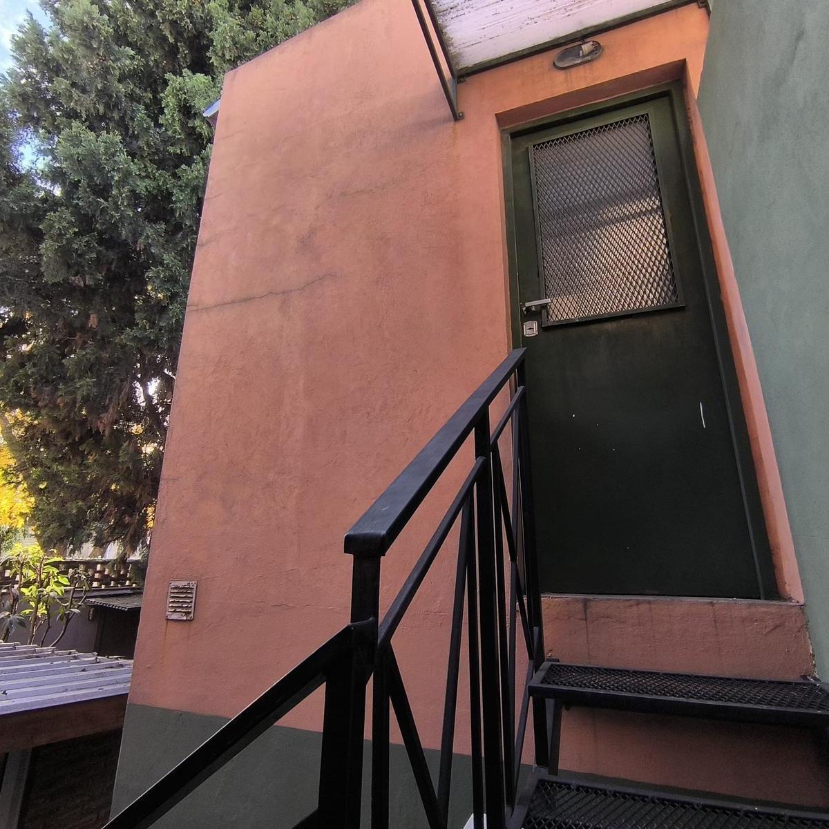 Venta/casa/5 - Amb/soldati/terraza/patio/cochera/permuta 5