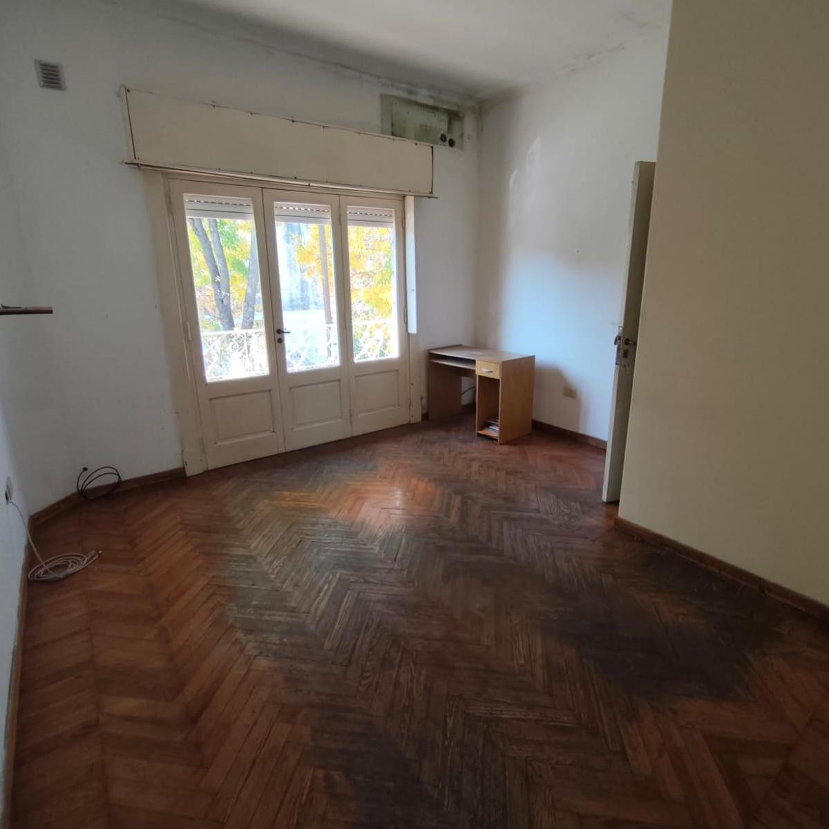 Venta/casa/6 Amb/lote Propio/pompeya/permuta 3