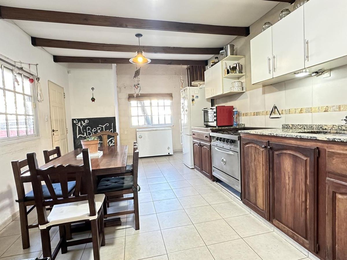 Foto de VENTA CASA MULTIFAMILIAR SAN ISIDRO VALOR DE CIERRE, imagen 2