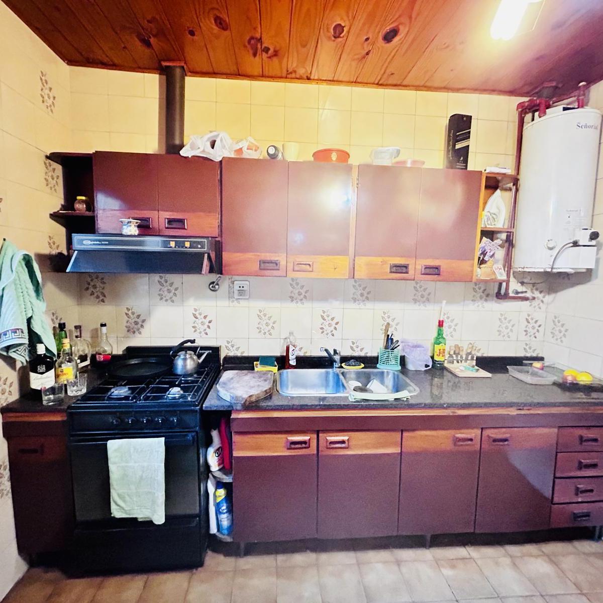 Venta PH 3 Ambientes - Sin Expensas! Gran Patio y Terraza Propia! 1
