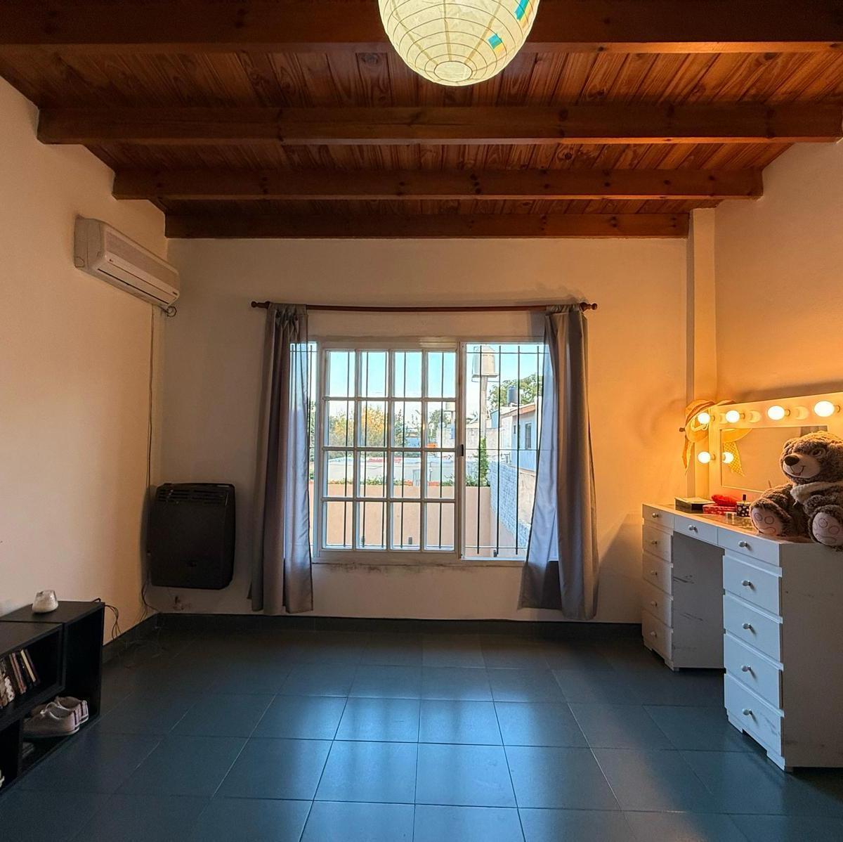 Casa con Pileta, Casa con Jardin y Pileta en Ezeiza 5