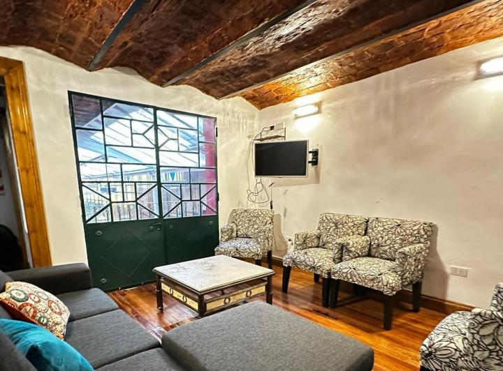 Lujosa Casa San Telmo Ph 7 ambientes  6 Habitaciones y 6 Baños 5