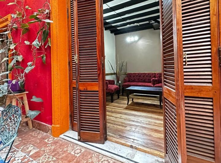Lujosa Casa San Telmo Ph 7 ambientes  6 Habitaciones y 6 Baños 3