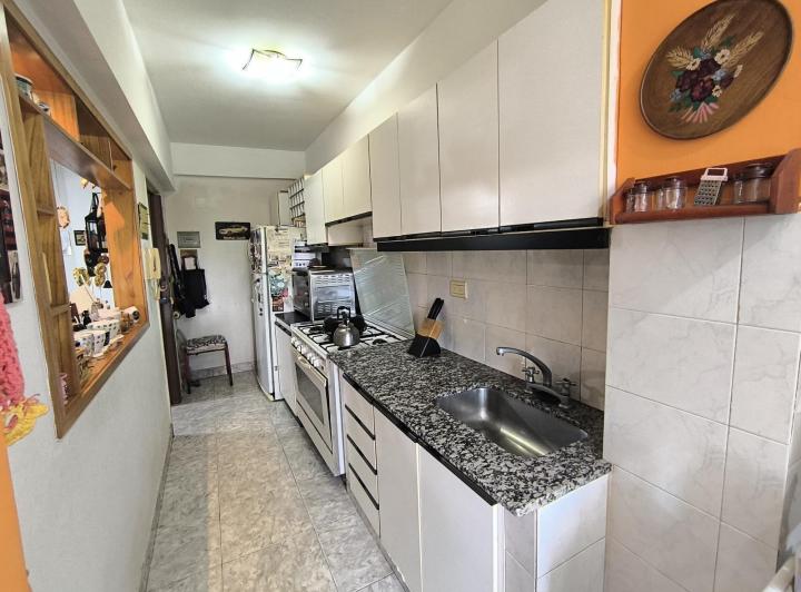Venta/Dpto/4 Amb/Balcon/Permuta/AptoCredito/Lugano 4