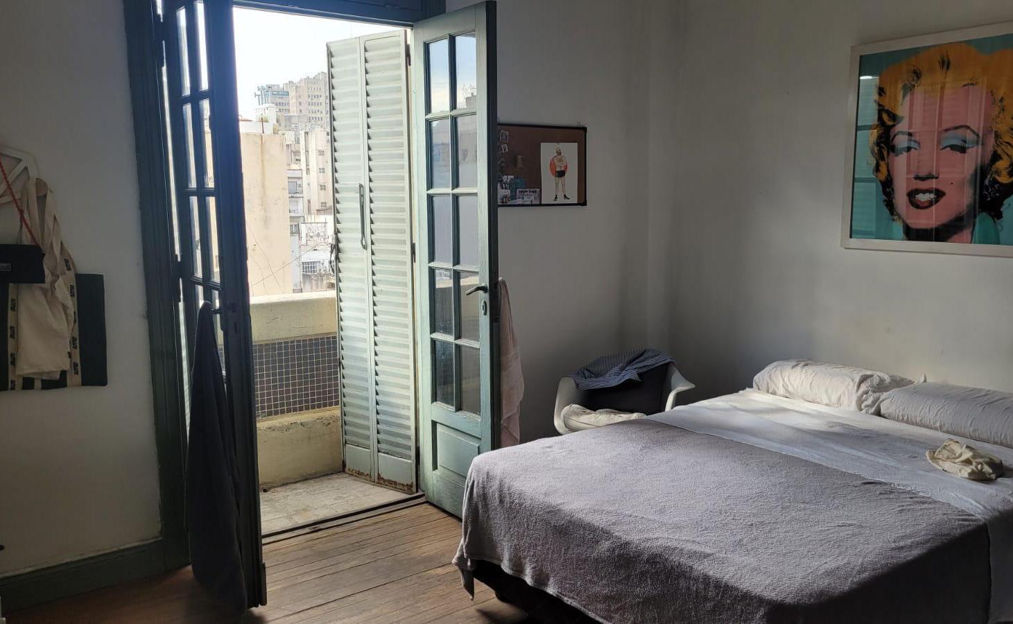 Departamento en VENTA -PERMUTA - Balvanera - once - 4 ambientes - balcón.