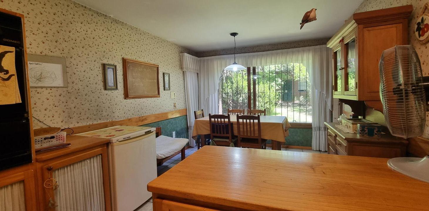 Casa Multifamiliar con Casa 5amb/PH 3 amb y Mono/ Doble Cochera/Jardin
