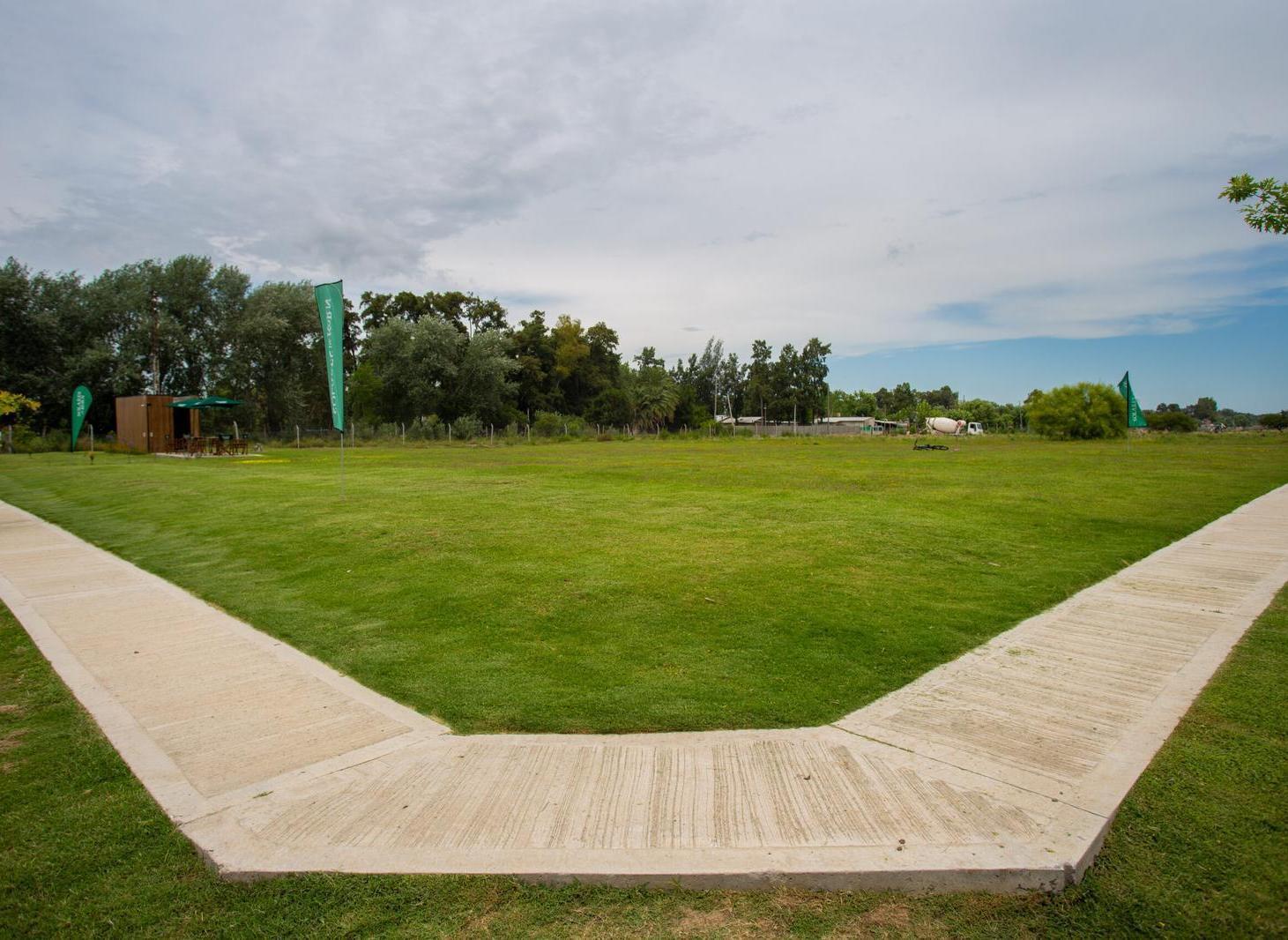 VENTA LOTE EN SOLARES DE KORN - APTO PERMUTA