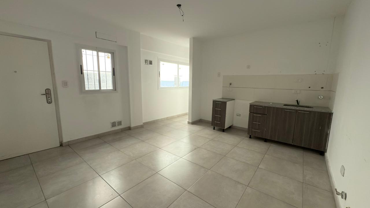 Venta - Departamento - 2 ambientes - San Justo - a estrenar - luminoso - amplio - ascensor