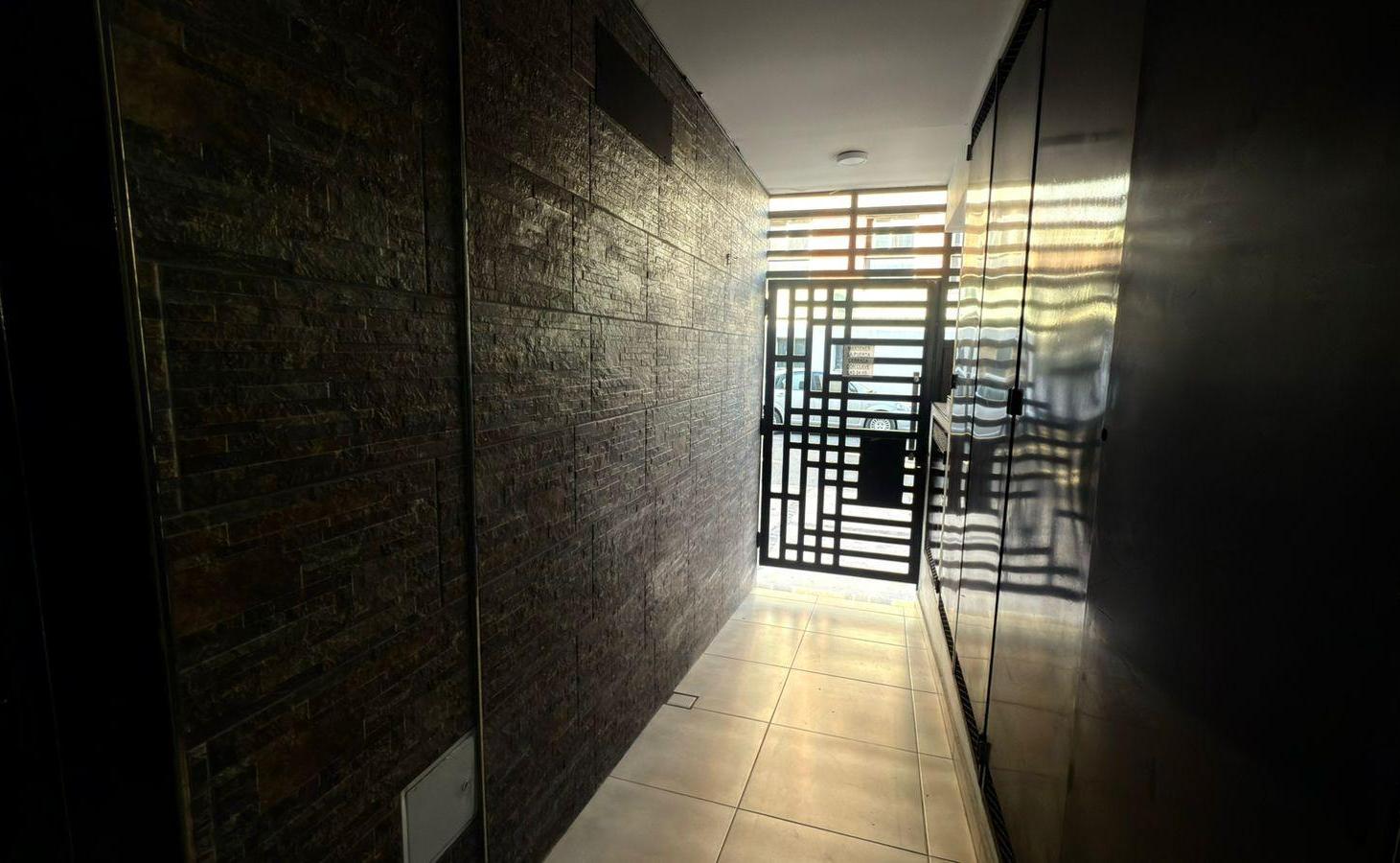 Venta - Departamento - 3 amb - a estrenar - San Justo - Luminoso - ascensor