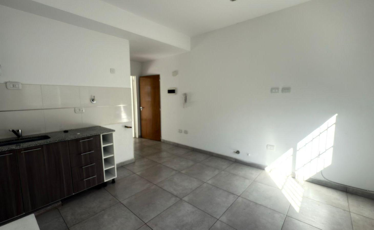 Venta - Departamento - 2 ambientes - San Justo - a estrenar - luminoso - amplio - ascensor