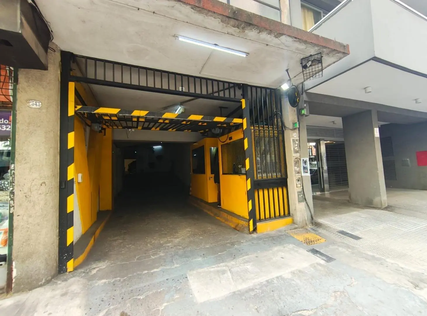 Venta/Cochera en Belgrano/Inversores 5