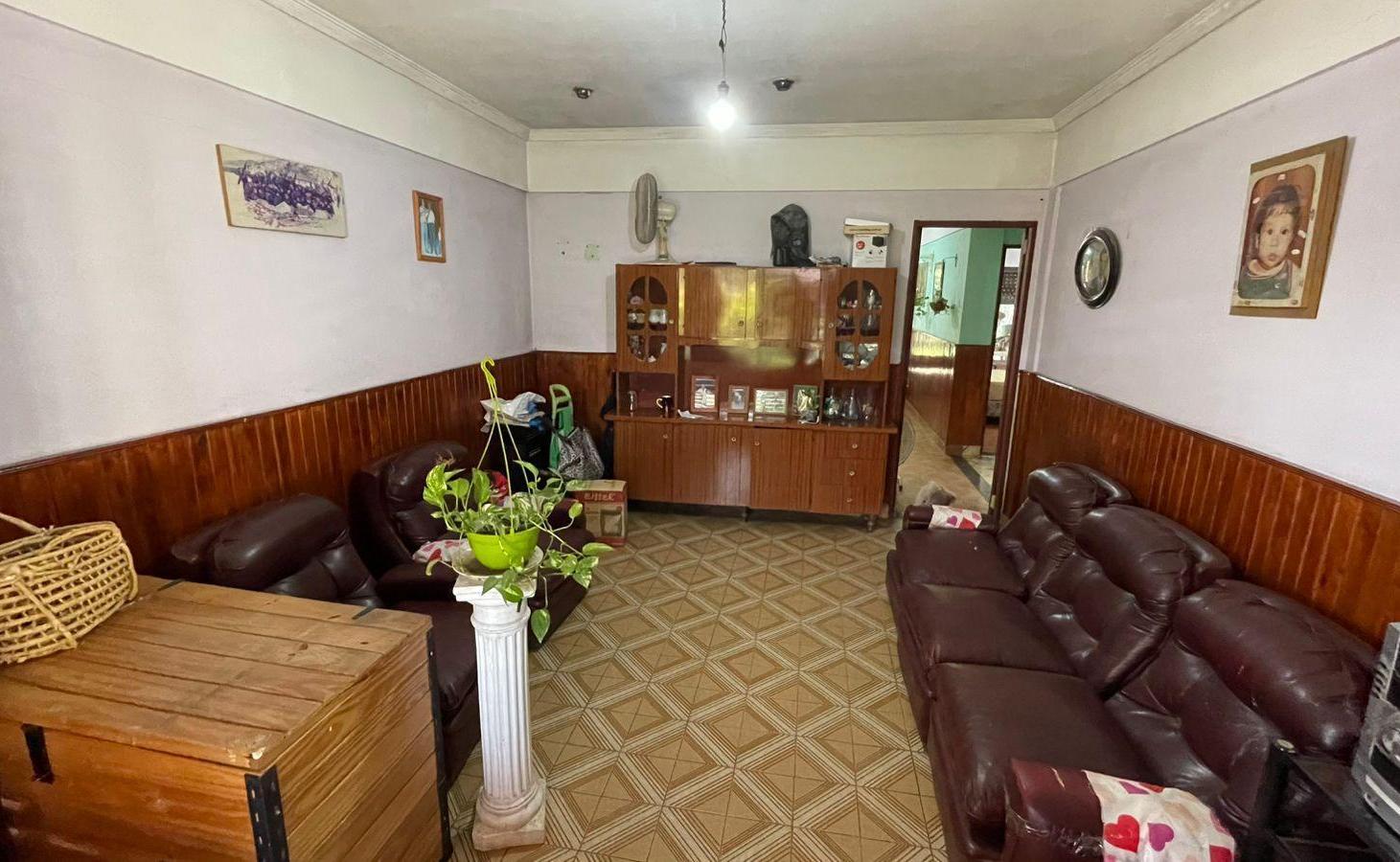 VENTA Casa 3 ambientes con Gran terraza y Jardin