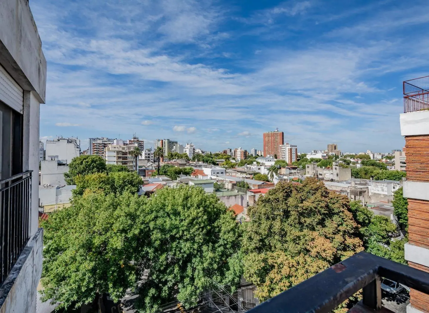 VENTA DPTO. 2 AMBIENTES EN FLORESTA - APTO PERMUTA 4