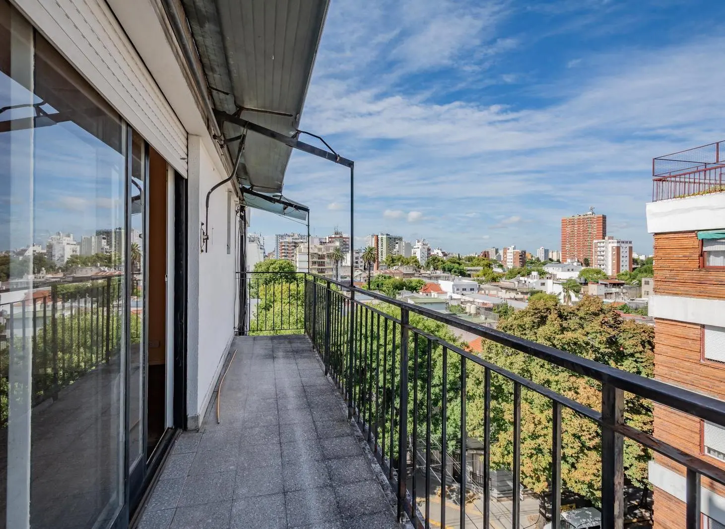 VENTA DPTO. 2 AMBIENTES EN FLORESTA - APTO PERMUTA 3