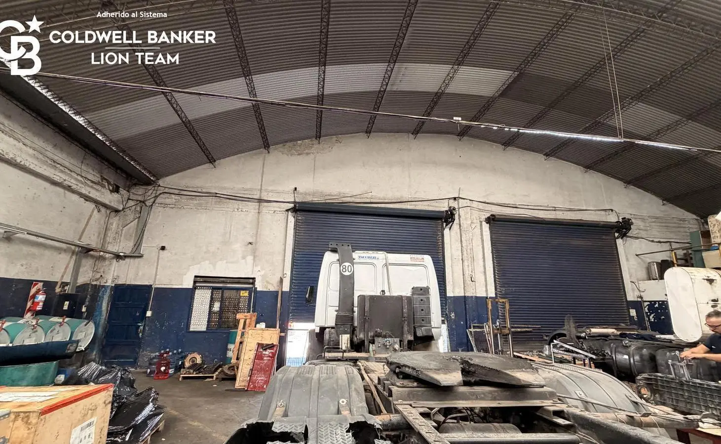 VENTA – Galpón Comercial 775 m² con Doble Portón   Oficinas – Córdoba 1200, Morón 2