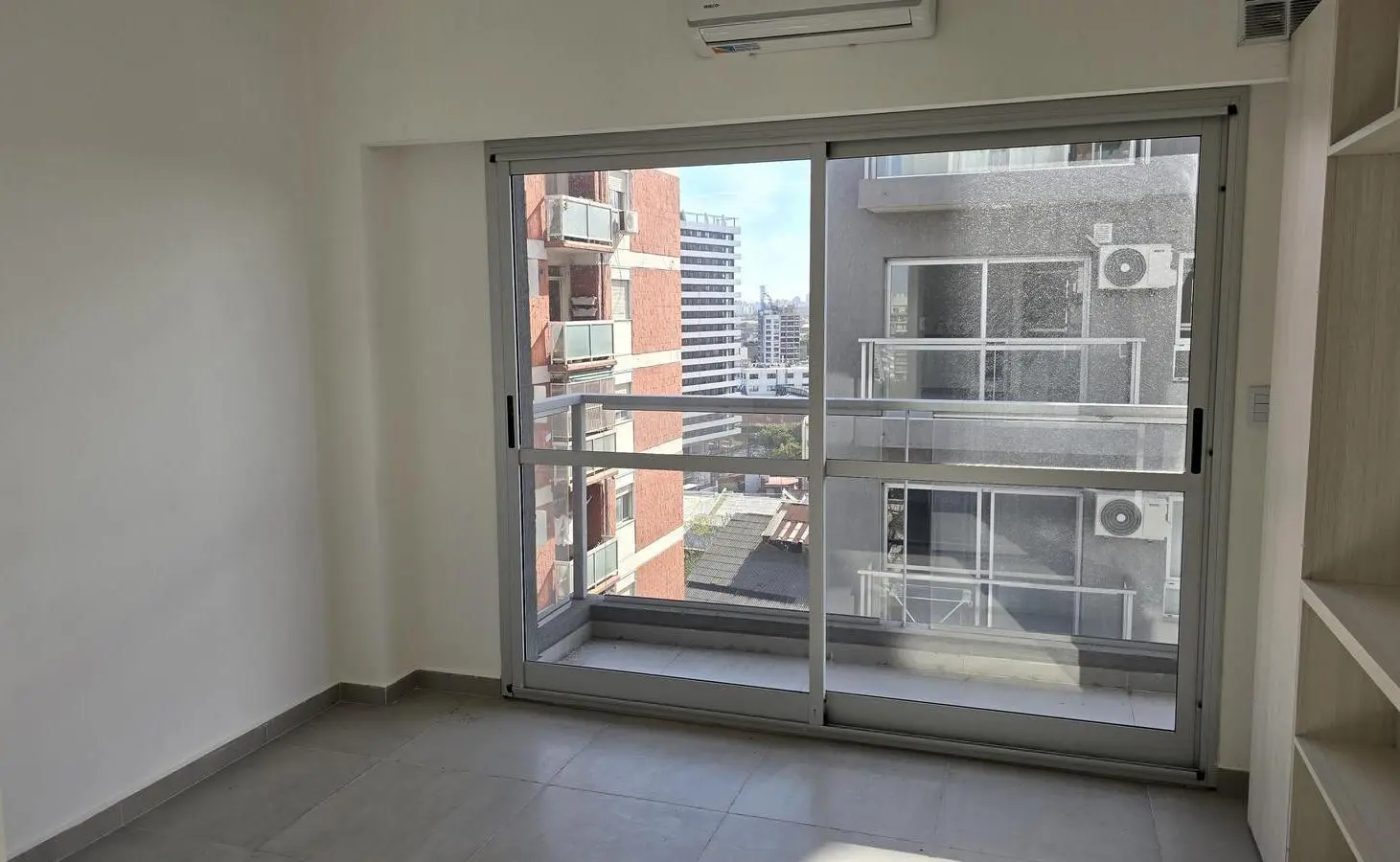 Departamento en Avellaneda, a estrenar, balcon, apto credito, avenida, cochera, baulera 3