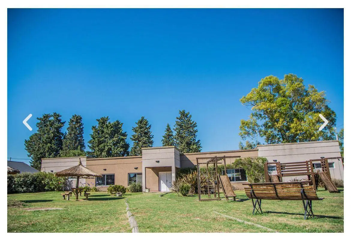 VENTA CASA 3 AMBIENTES ,  QUINCHO ,COCHERA Y PILETA  EN  DOMSELAAR CHICO FINANCIACION ! CONSULTAR 3