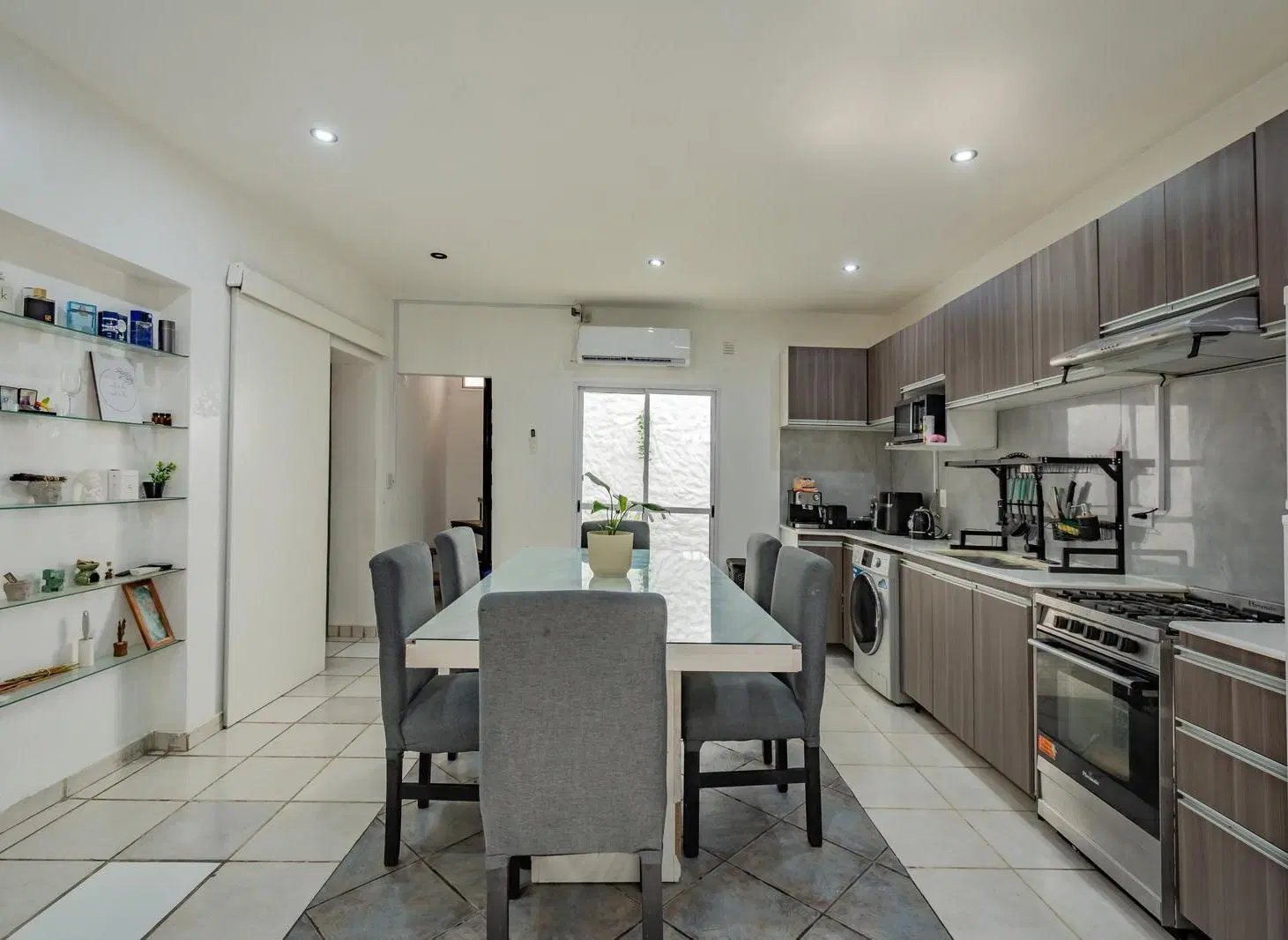 Venta - PH - 5 Ambientes - Patio - Terraza - Permuta - Villa Luro 3