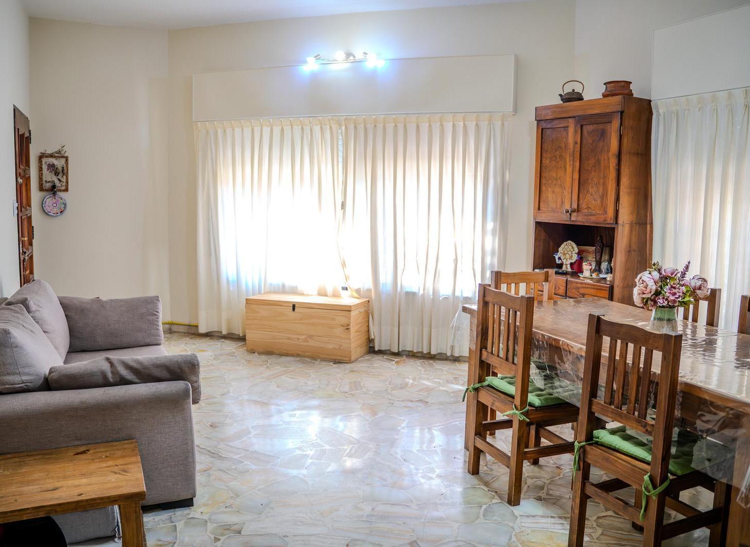 Venta, Casa, 3 ambientes, cochera, patio, parrilla, lavadero, toilett, Villa Lynch
