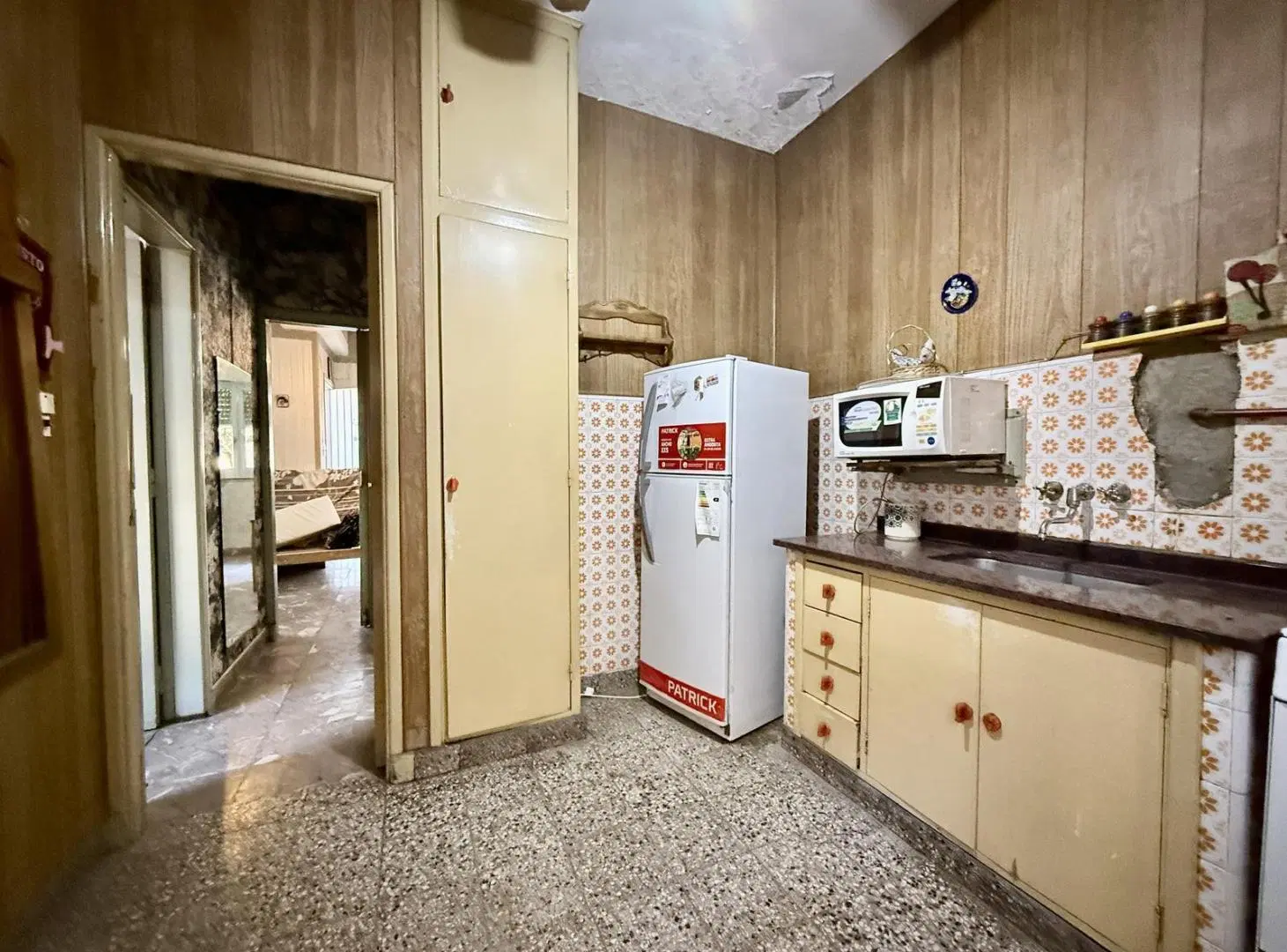 3 amb Ramos Mejia, living cocina 2 baños, cochera, jardin de invierno escritorio terraza permuta 3