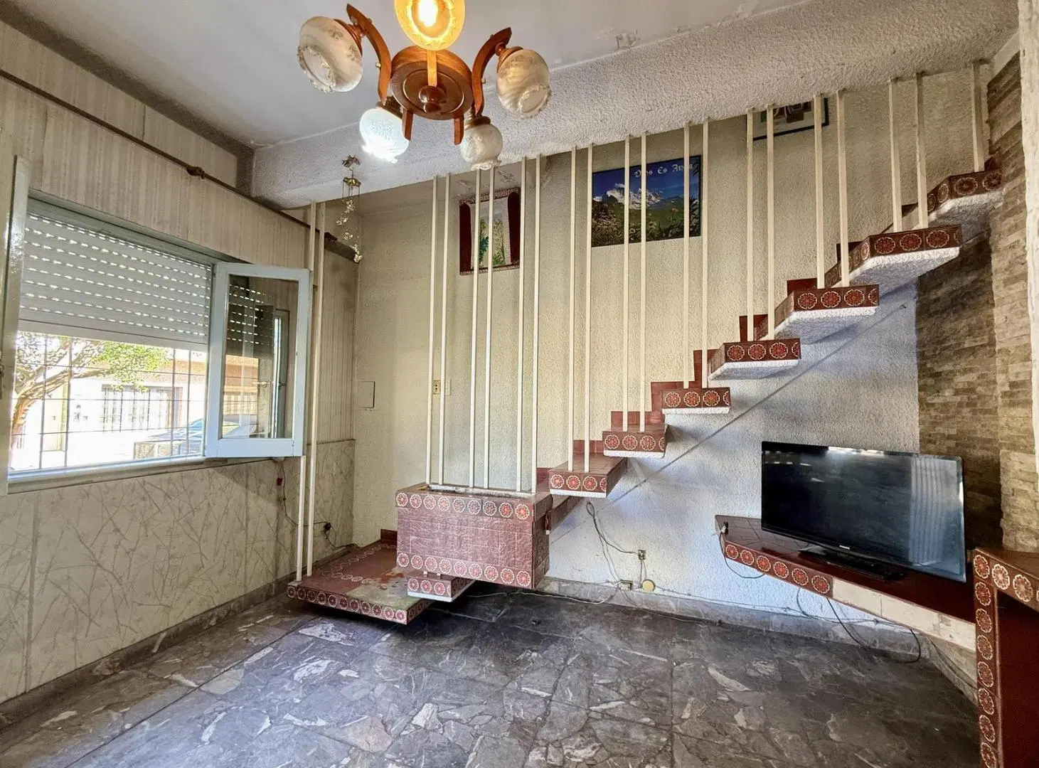 3 amb Ramos Mejia, living cocina 2 baños, cochera, jardin de invierno escritorio terraza permuta 2