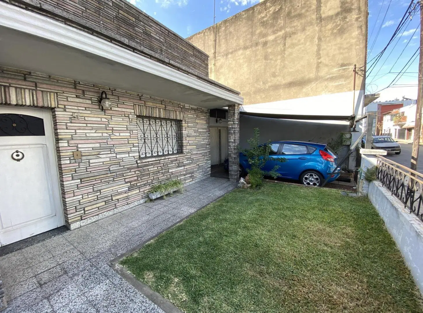 Venta Casa Lomas Del Mirador Multifamiliar PH Patio Terraza Oportunidad Cochera Financiación Ditecta 2