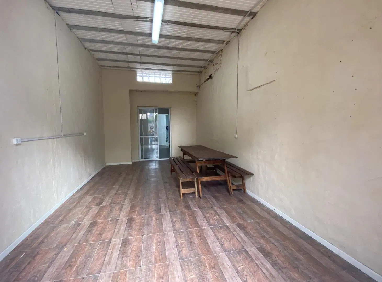 TERRENO - EL PALOMAR - GALPON - LOCAL - PERMUTA- CASA DE 3 AMB - LOTE 8
