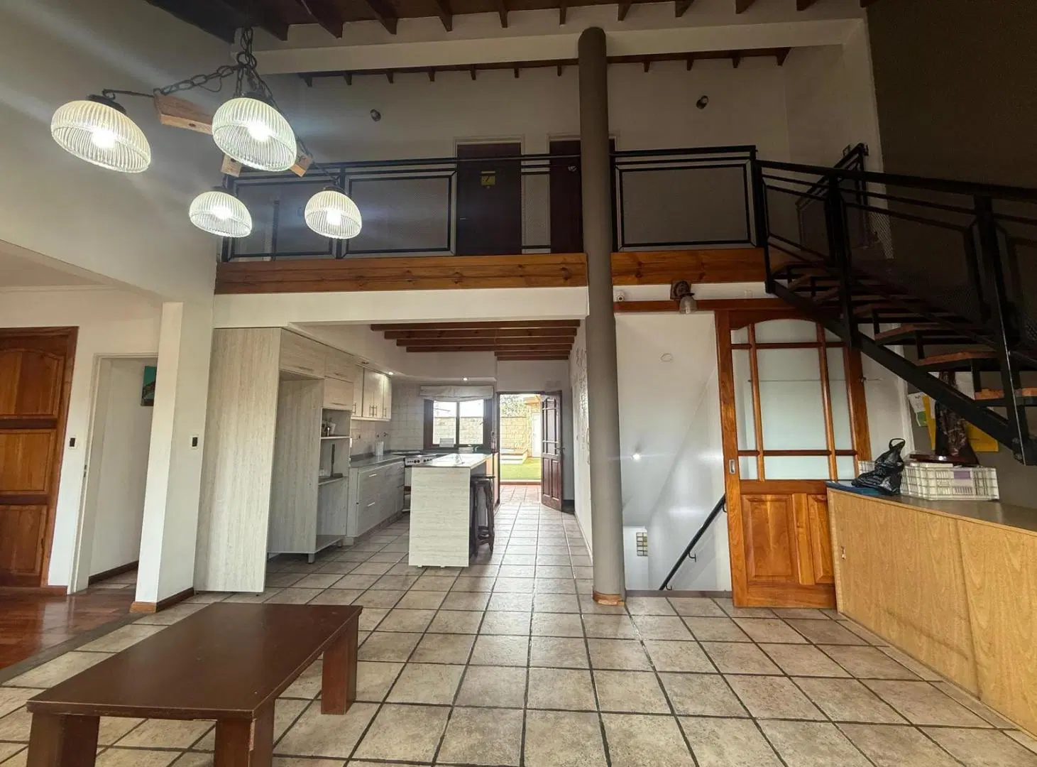 VENTA- PH- 5 AMBIENTES-PILETA-PARRILLA- GALERIA- CASA - 3 BAÑOS - CONSULTORIO 5