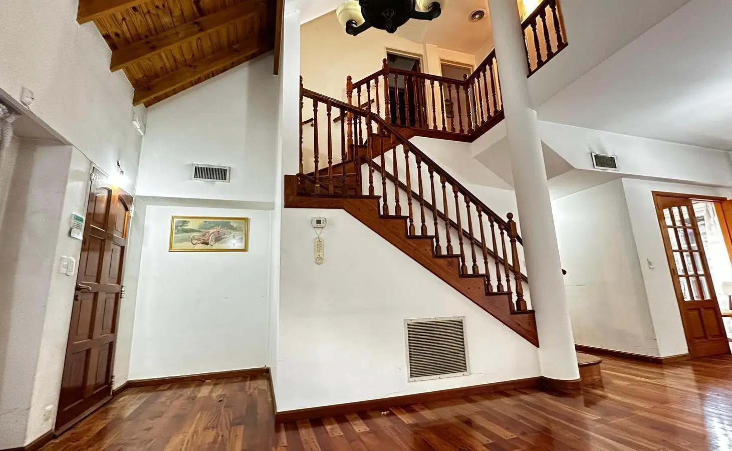 Casa en Haedo -Oportunidad - 5 ambientes - Parrilla - Quincho - Parque - Calefacción central 5