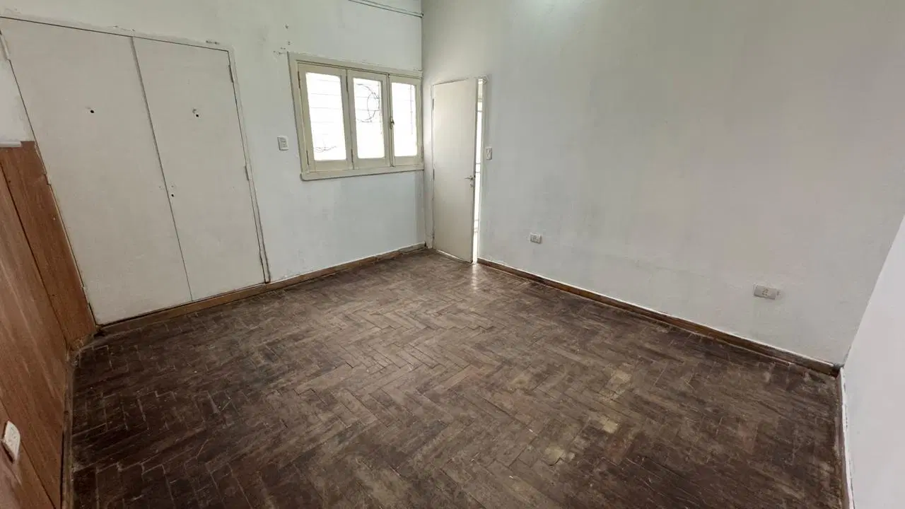 Venta Departamento Dos ambientes Villa Tesei Hurlingham 2