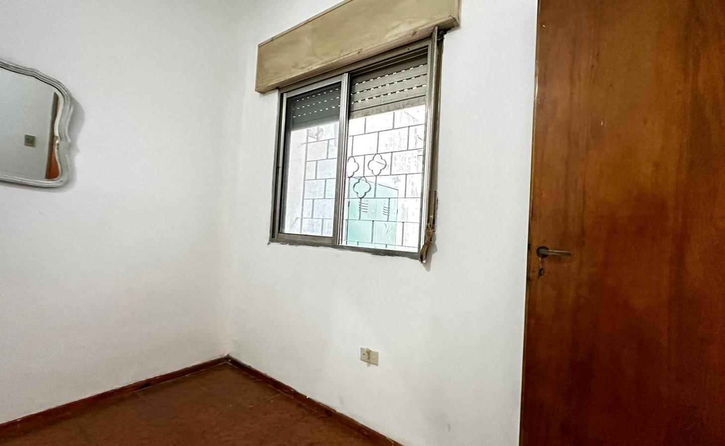 Foto de VENTA - PH - 4 AMBIENTES - SIN EXPENSAS - PATIO - QUINCHO - TERRAZA, imagen 2