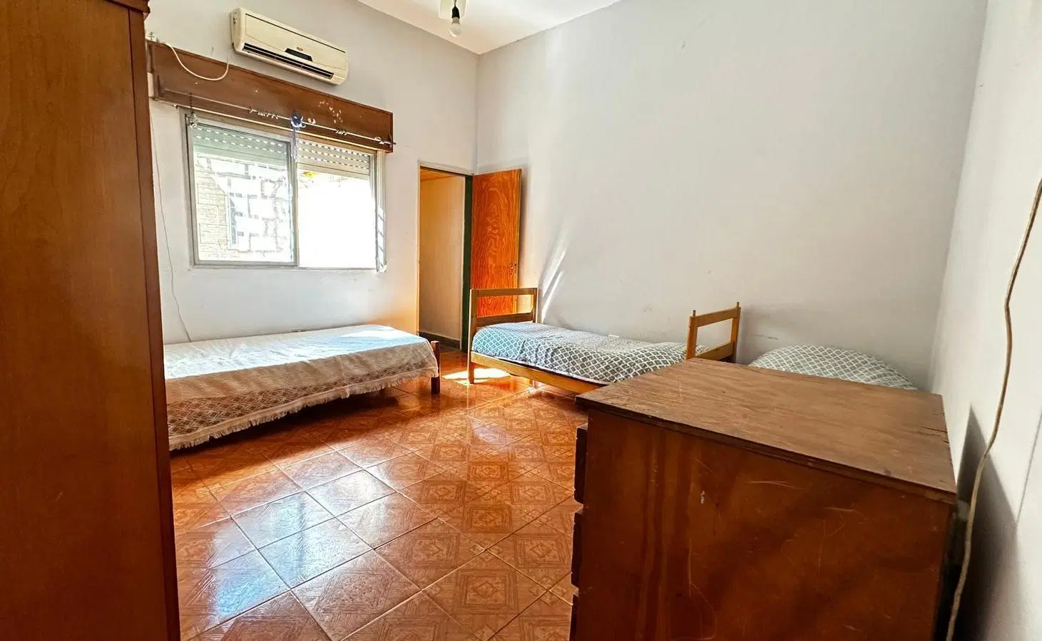 VENTA - PH - 4 AMBIENTES - SIN EXPENSAS - PATIO - QUINCHO - TERRAZA - POMPEYA - PERMUTA 2