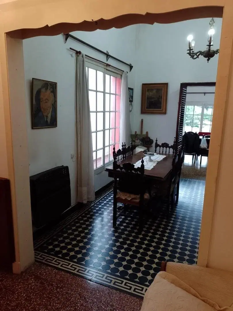 Venta Casa Terreno Parrilla Jardín Luján Permuta 4