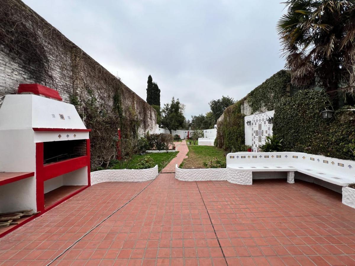 Venta Casa Terreno Parrilla Jardín Luján Permuta
