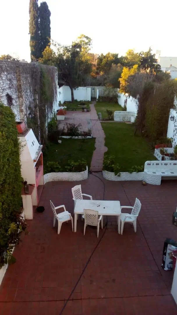 Venta Casa Terreno Parrilla Jardín Luján Permuta 5