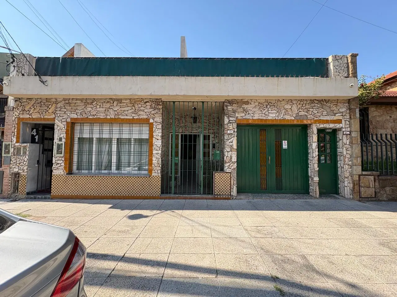 VENTA CASA MULTIFAMILIAR 7 AMB RAMOS MEJIA OPORTUNIDAD 3