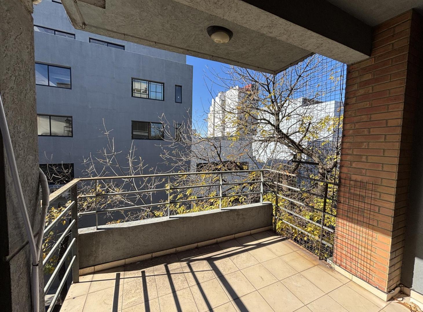 Venta Departamento 2 ambientes balcón terraza apto profesional