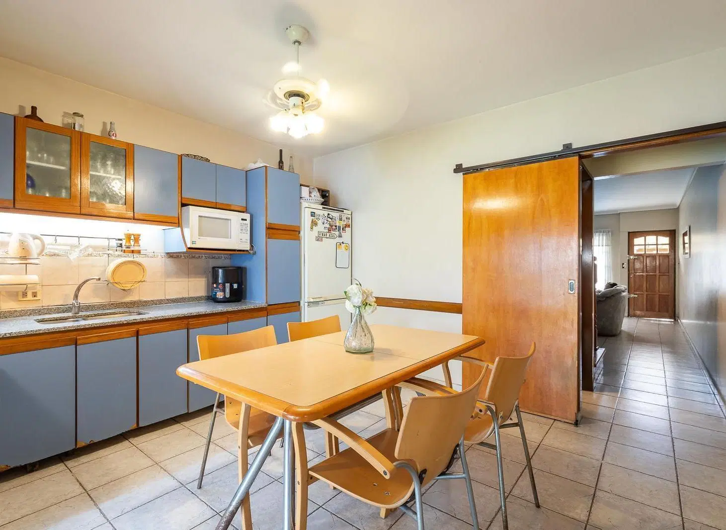 Venta casa 3 dormitorios y jardín APTO CREDITO - V. Adelina 3