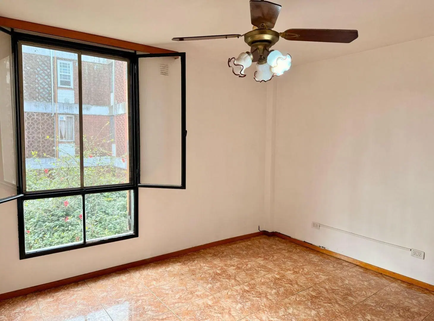 VENTA DEPARTAMENTO TRES AMBIENTES EN SAN JUSTO 2