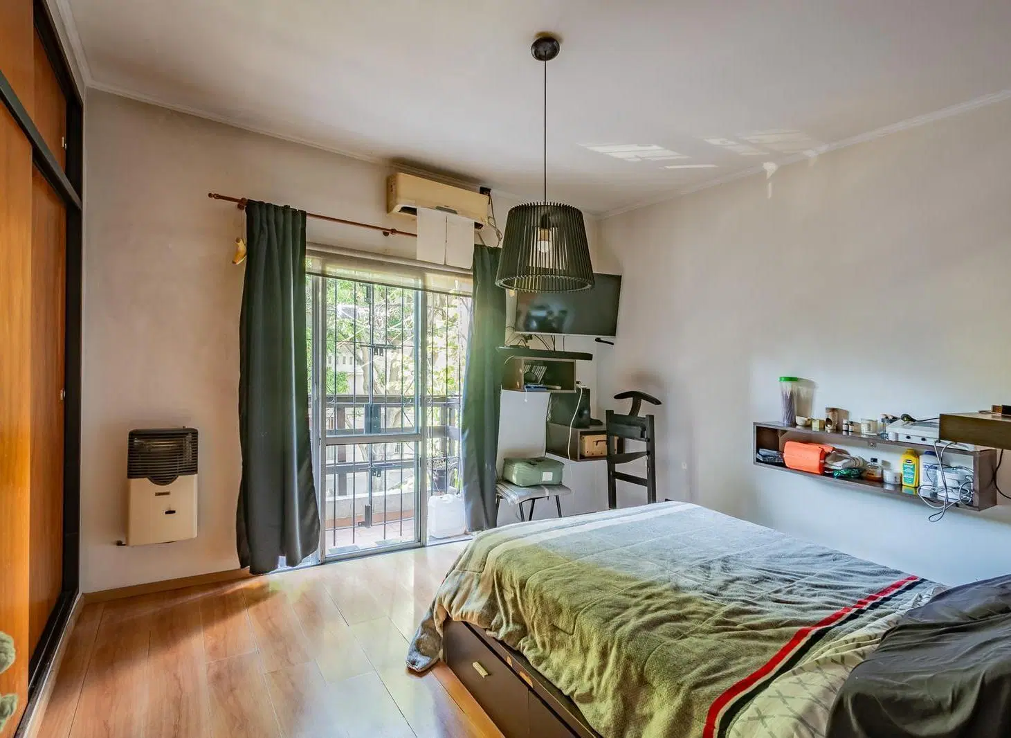 Venta - PH - 4 Ambientes - Terraza - Quincho - Sin Expensas - Santa Rita - Permuta - Apto Credito 2