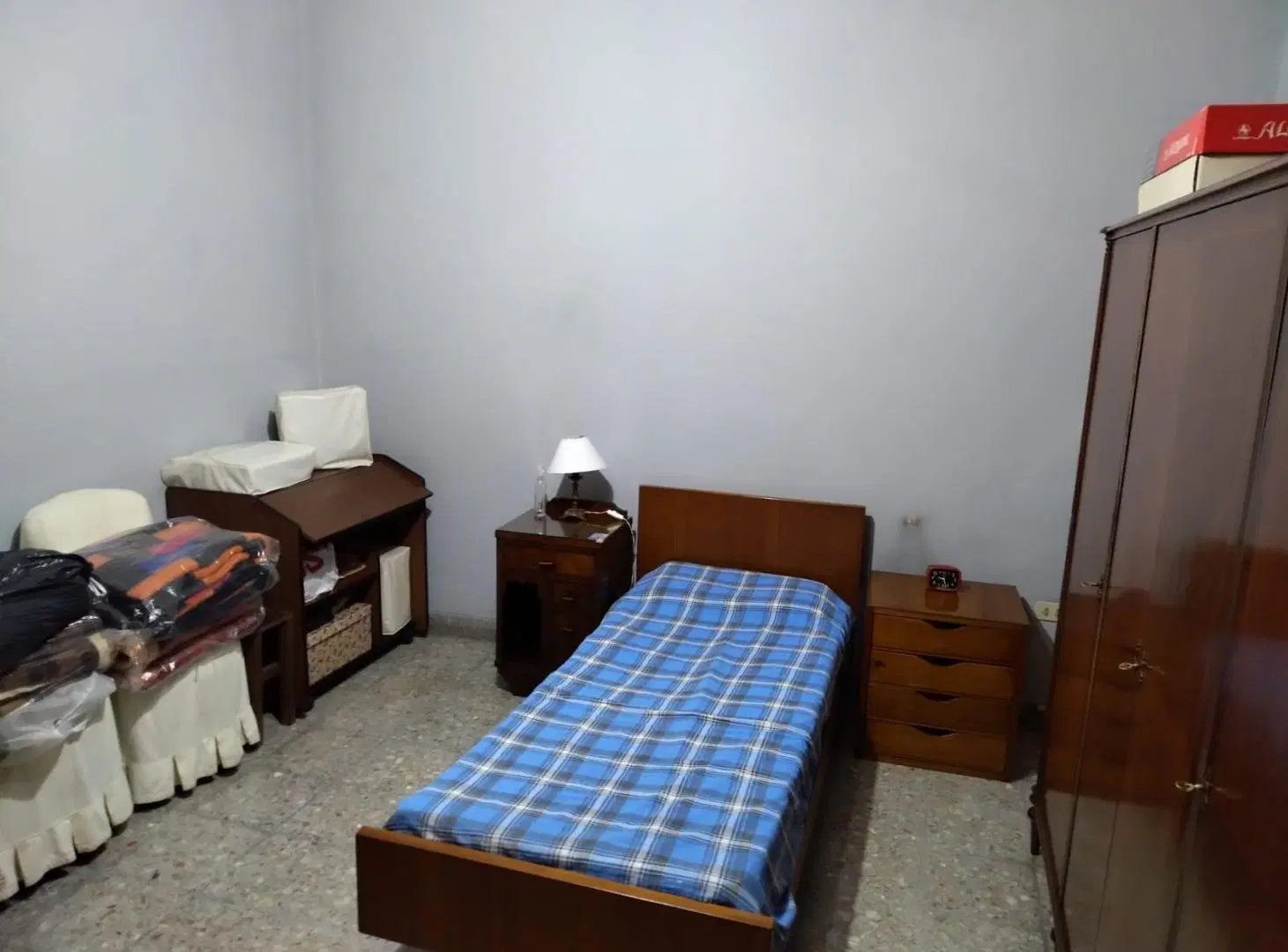 Casa en Parque Chacabuco en venta 3 ambientes con terraza y patio  PERMUTA 5