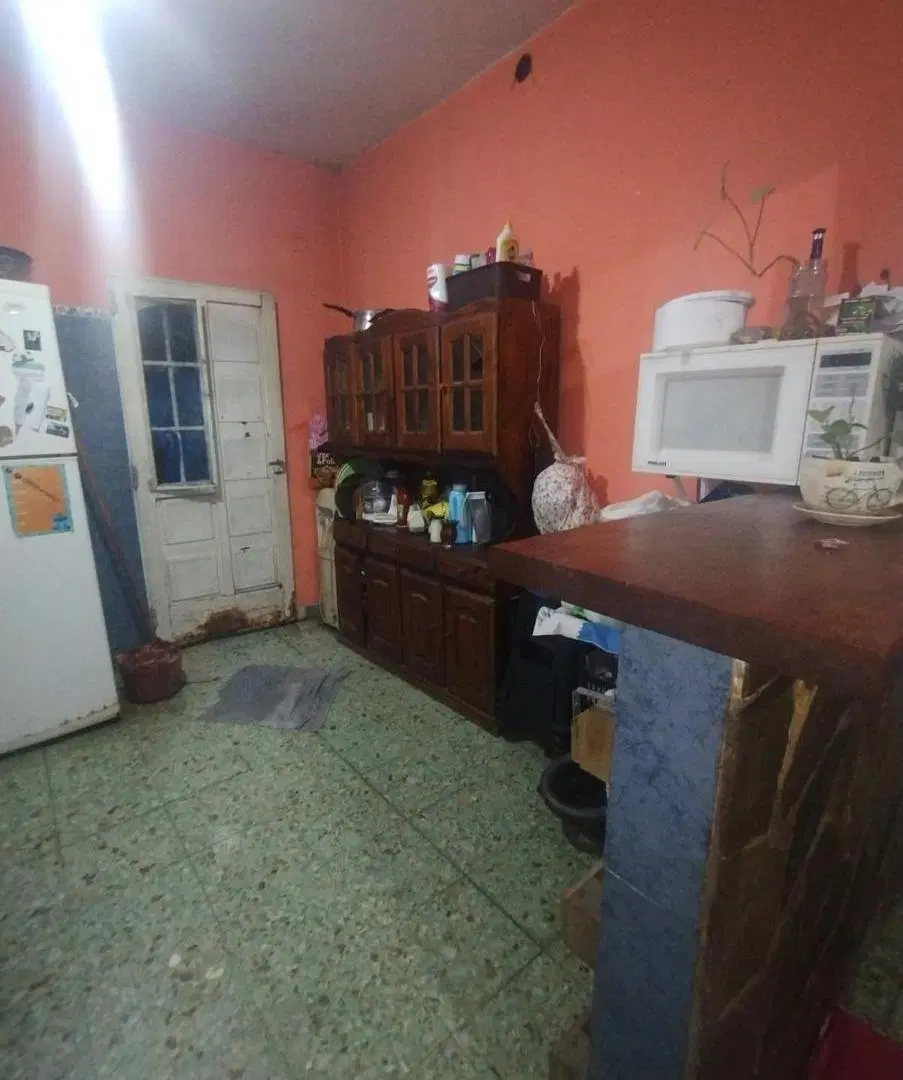 Casa con cochera y parque 5