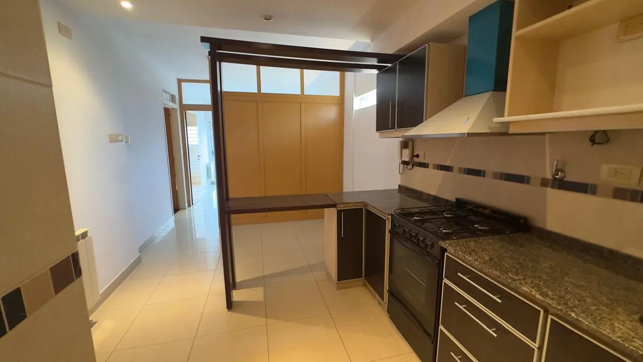 Alquiler Departamento Monoambiente División Balcón 5