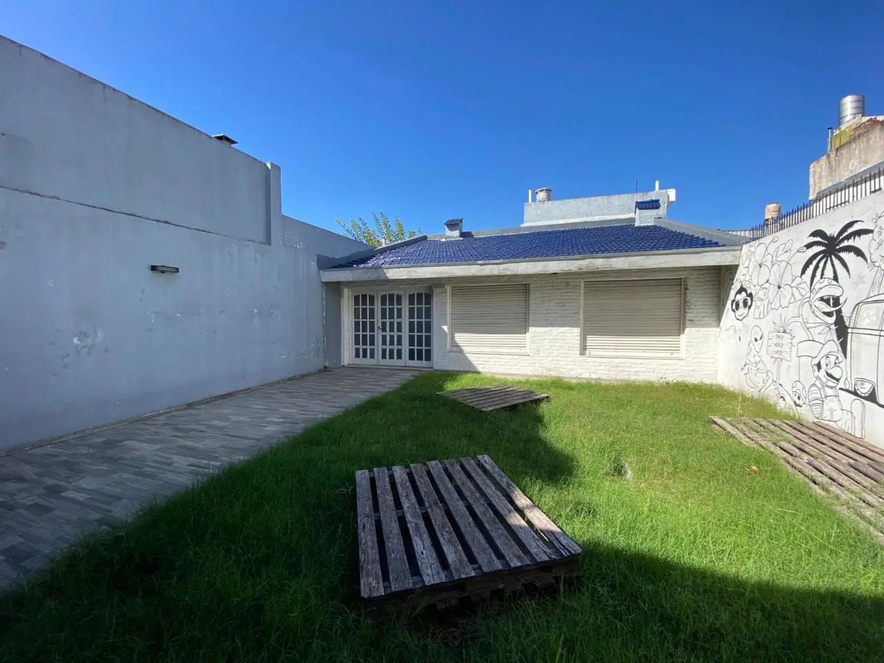Casa en Lomas Del Mirador, multifamiliar, dos casas de 2 ambientes, patio, jardin, parrilla 5