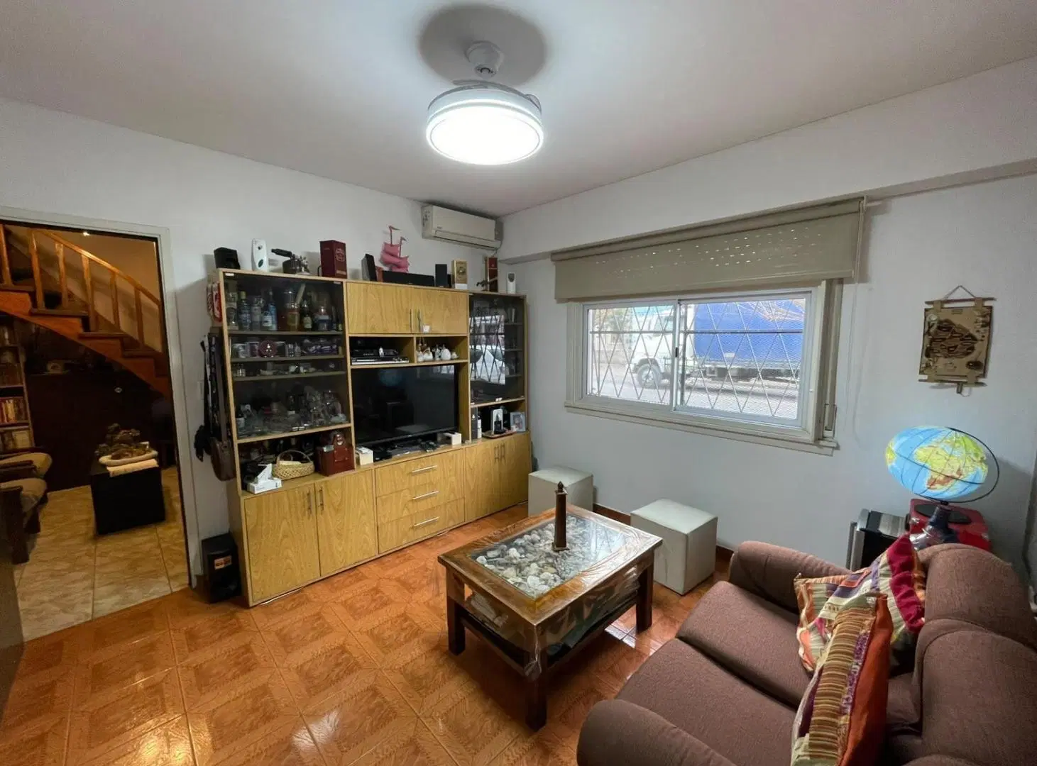 VENTA Casa 4 ambientes con Cochera Quincho y Patio con Pileta 3